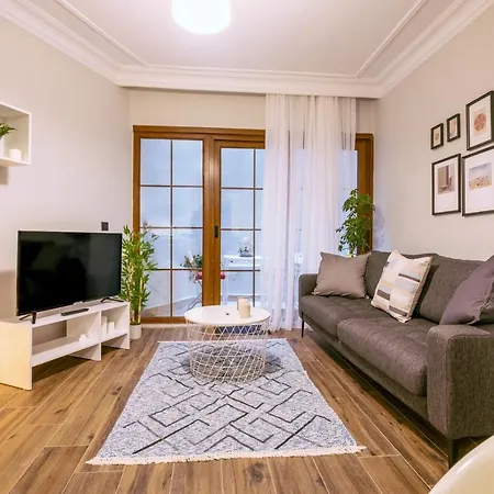 Spacious And Comfy 2br In The Heart Of Cihangir Apartamento *